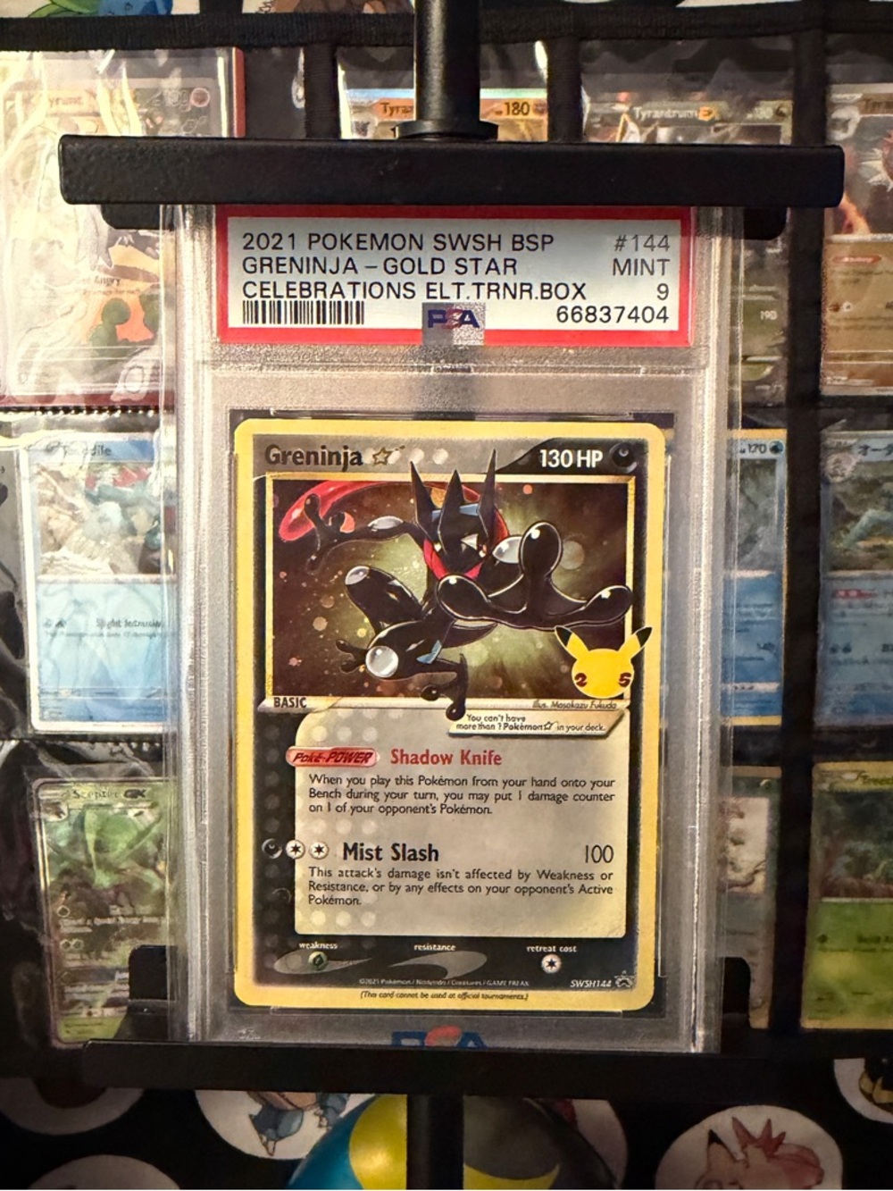 Pokemon Greninja Gold Star Card - Black, Yellow, Gold